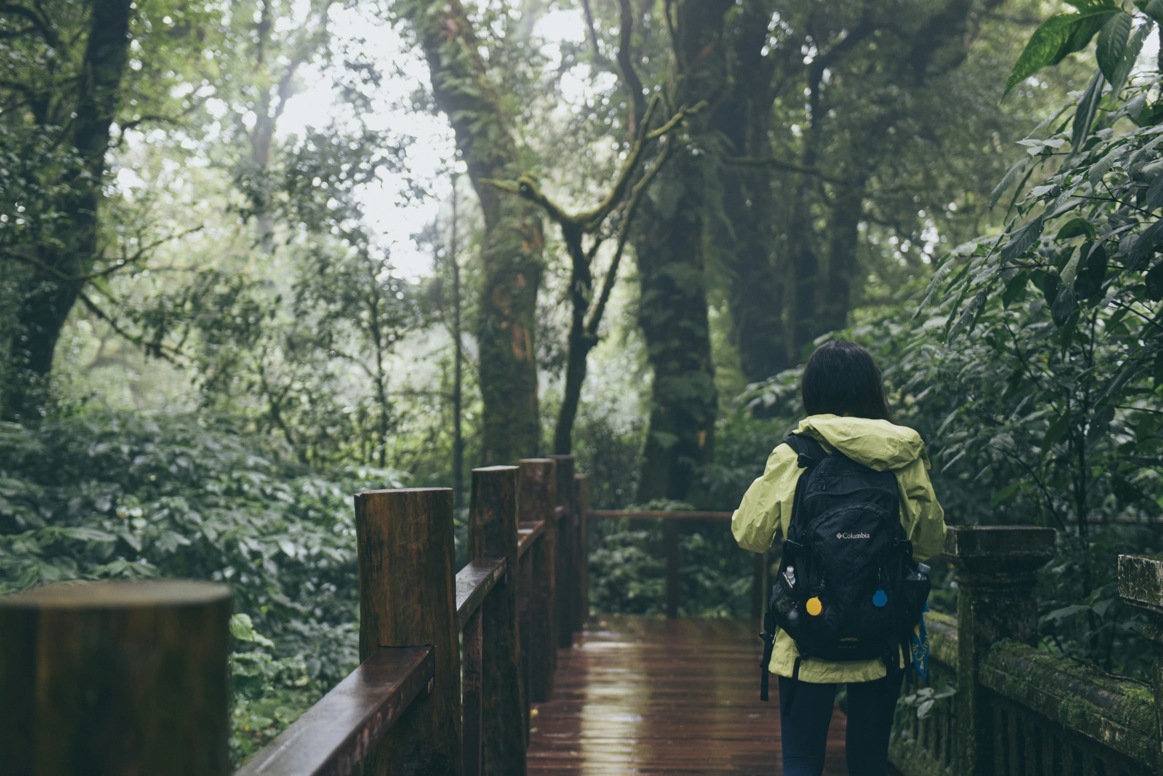 Ropa y Accesorios Imprescindibles para el Camino de Santiago en Verano